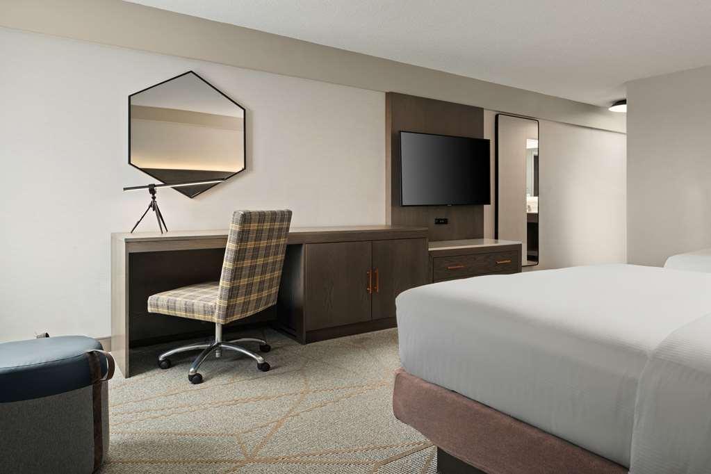Doubletree By Hilton Pittsburgh Airport Hotel Moon Township Szoba fotó